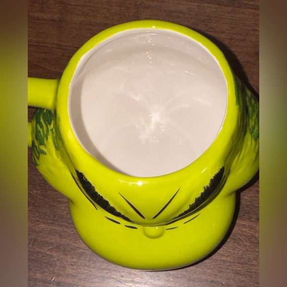 Super Cute Dr. Seuss The Grinch Sculpted Ceramic Mug - NEW - Picture 8 of 15